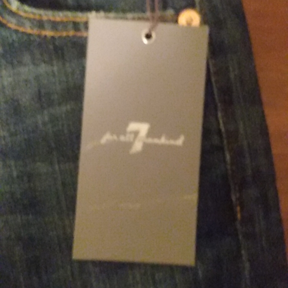 Jeans - Picture 2 of 7